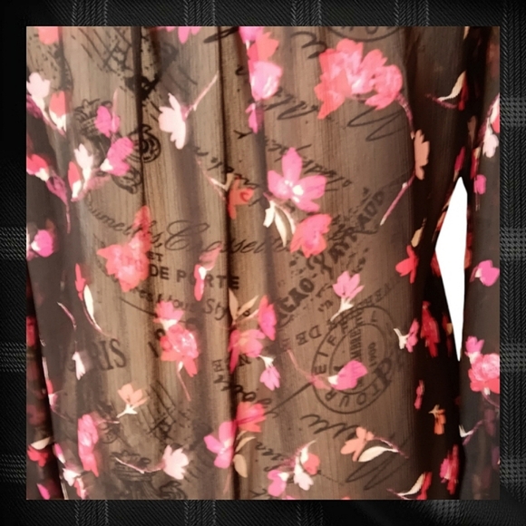 Sheer Pull Over Blouse Bundle Size Small - Picture 12 of 16